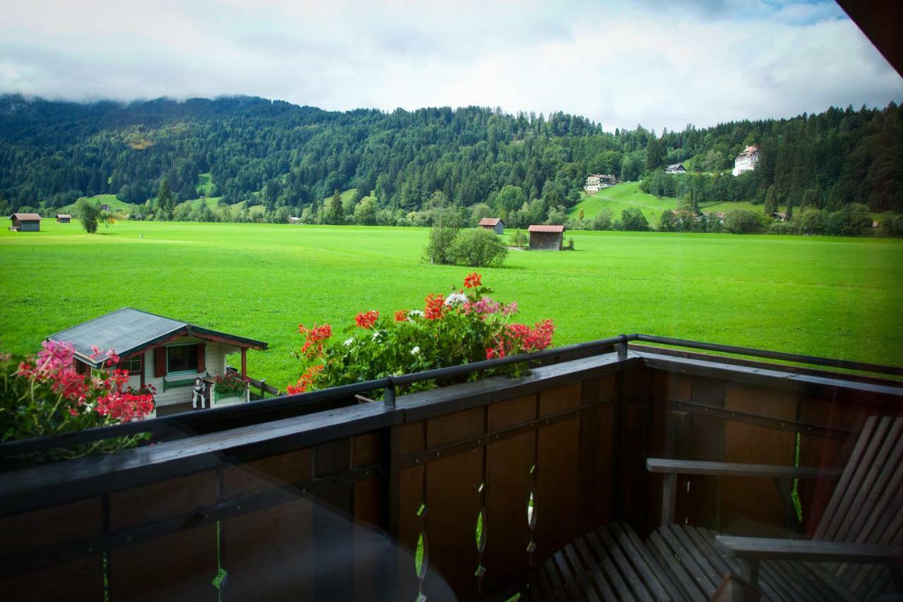 Gaestehaus Weller Oberstdorf Exterior foto